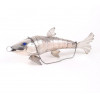 <p>Peixe articulado em metal espessurado a prata. Dimensões: 38 cm de comprimento.</p> <p>Peixe articulado em metal espessurado a prata. Dimensões: 38 cm de comprimento.</p>