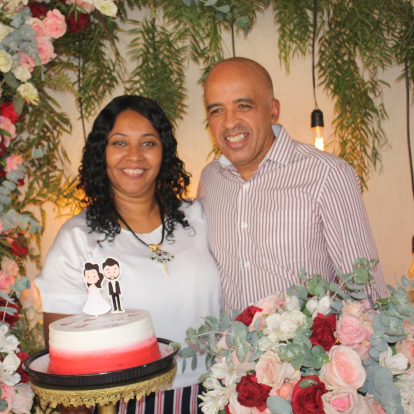 Ronaldo Luiz Gomes e Elaine Silvestre Gomes