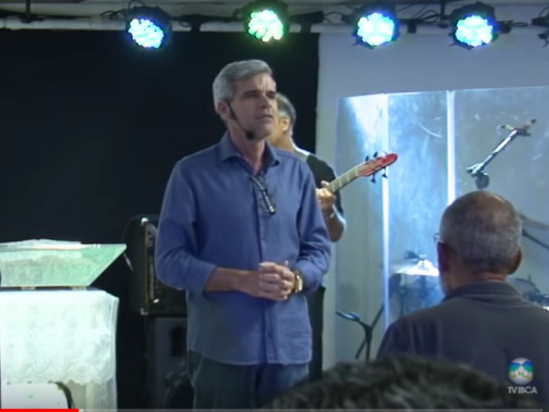 PERMITA-SE OUVIR OS ENSINAMENTOS DE DEUS