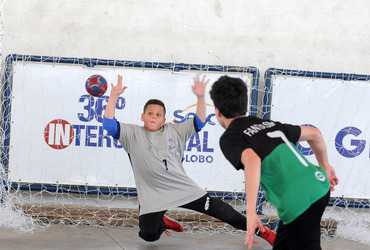 Confrontos do handebol apontarão neste sábado, na Vila Olímpica Félix Venerando, os finalistas das seis categorias do handebol 2018