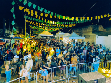 SÃO PEDRO NA VILA REÚNE TRADIÇÃO, MÚSICA E GRANDE PARTICIPAÇÃO POPULAR EM BUERAREMA