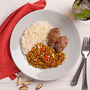 Foto De Hambúrguer De Fraldinha + Arroz Negro + Purê De Cenoura E Gengibre Congelado Foto De Hambúrguer De Fraldinha + Arroz Negro + Purê De Cenoura E Gengibre Congelado