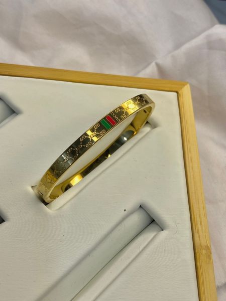 *bracelete de aço inoxidável*