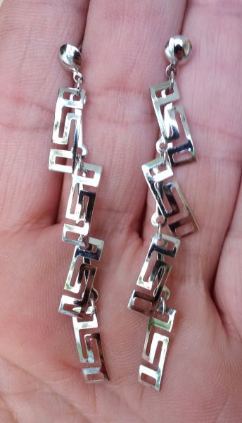 Brinco de aço inox placas