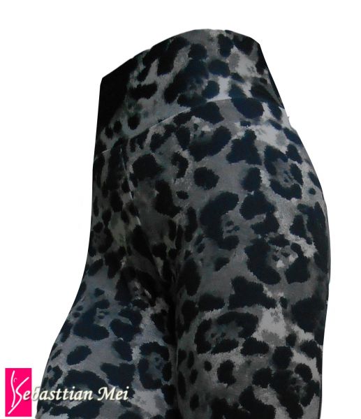 calça feminina flare ou reta (46),cintura alta, estampa animal print/camuflado,suplex gramatura 360