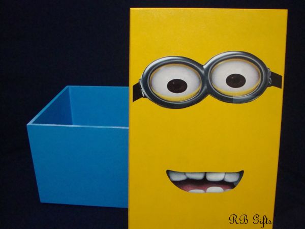 Caixa de Madeira Personalizada Minion