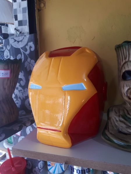 CABEÇA HOMEM DE FERRO CERÂMICA