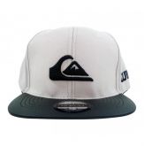 BONÉ ABA RETA QUIKSILVER CREME E PRETO