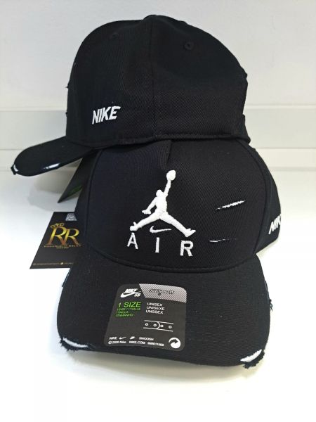 NIKE AIR