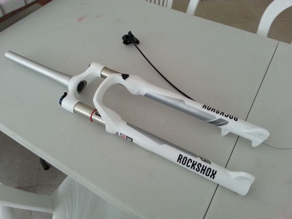Suspensão Rock Shox Reba Rl