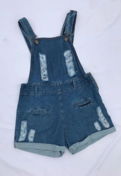 Macaquinho Jeans feminino