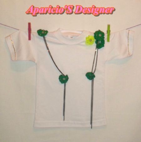 Blusa Fuxico e correntes