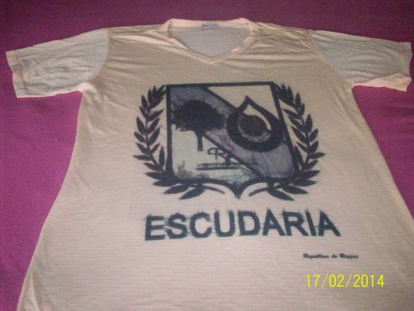 Camisas com Estampas