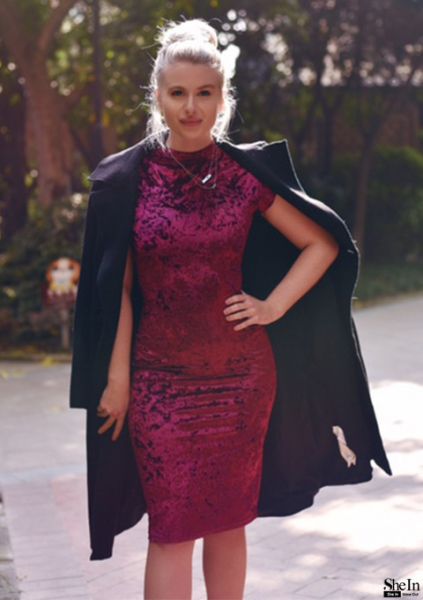 Vestido Casual Luxo Vinho Mulher Elegante
