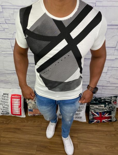 Camiseta Armani Creme Marca: Armani REF. CAR05