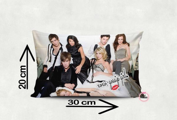 Almofada Mini Gossip Girl - Tamanho 30x20cm Modelo 2