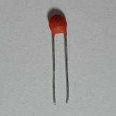 capacitor cerâmico 30pF x 50V