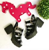 SANDÁLIA TRATORADA COD: 9483