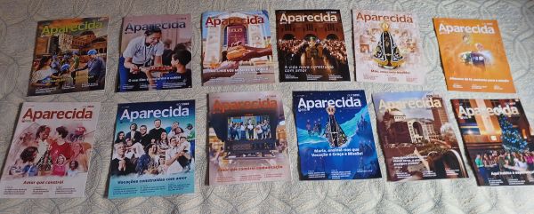Lote com 12 Revistas Campanha dos Devotos Nossa Senhor Aparecida 2023 Católica Cristã Maria Jesus