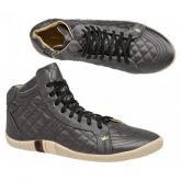 BOTA OSKLEN METALASSE CETIM PRETO C/ COROA DOURADA