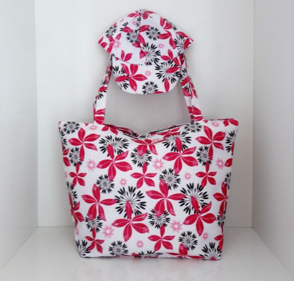 BOLSA DE PRAIA + BONÉ