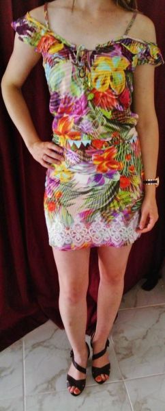 Vestido casual bordado