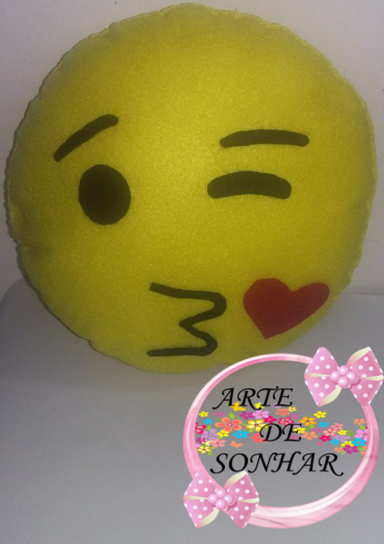 Almofada emojis do whatsApp 12
