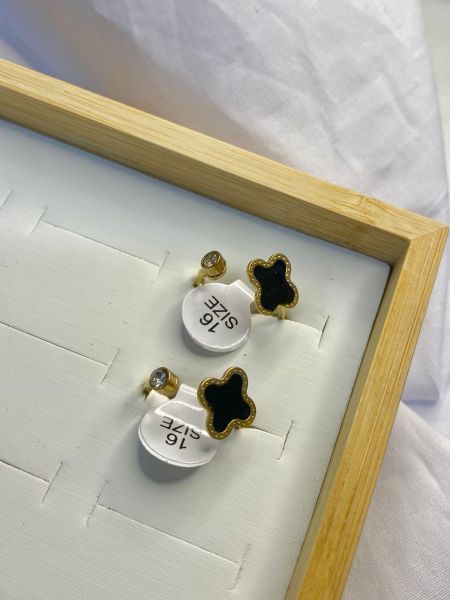 *anel trevo de aço inoxidável*