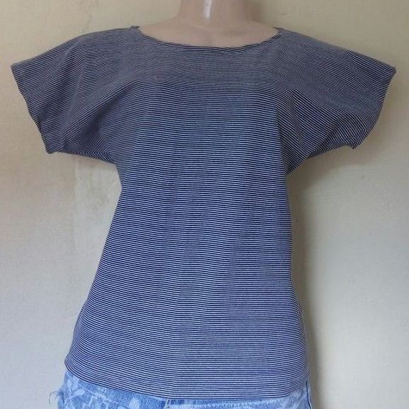 BLUSA LISTRADA COM LYCRA