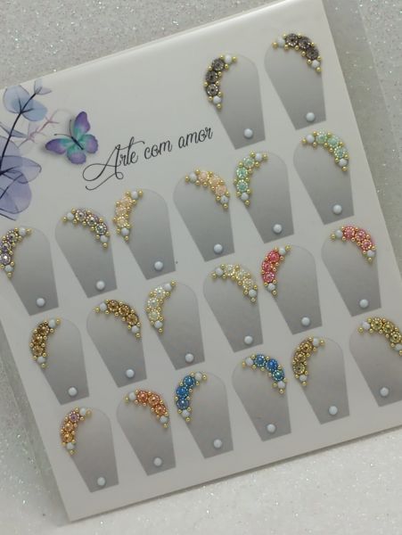 Mimos e detalhes mãos