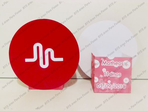 10 Centros de mesa - tema rede sociais - Musically