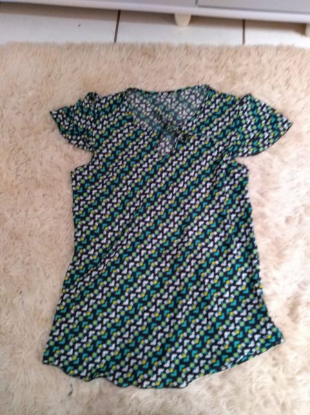 BLUSA COM MANGA