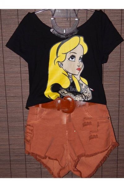 Estampa Alice - Cor : Preta