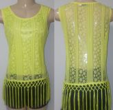 BLUSA EM RENDA COM TASSEL