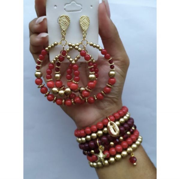 Mix pulseiras + conjunto de Brincos 3 Marias