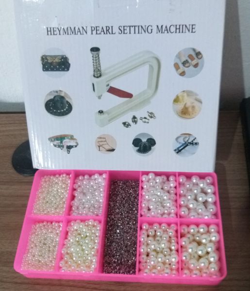 ***Kit Máquina 1 maleta com 200g de pérolas tam 4, 6, 8 e 50g de Rebite