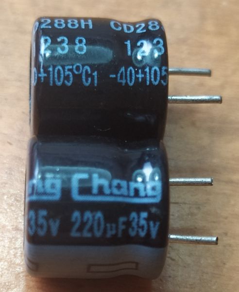 ELETROLÍTICO 220X35 105ºC 10X10mm CHANG 220ufx35v