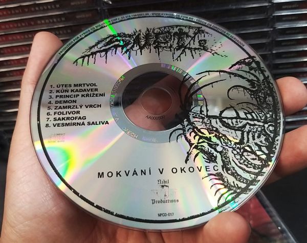 (NPCD-017) SNET – MOKVÁNI V OKOVECH (Com Poster)