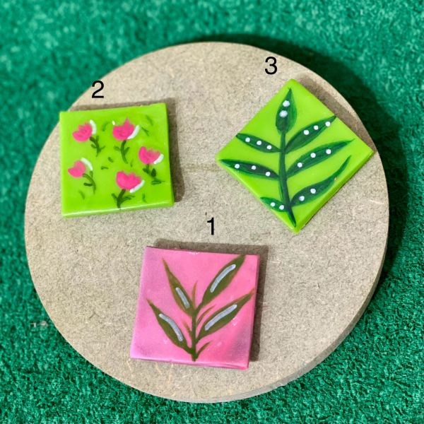 Imã pintados a mão