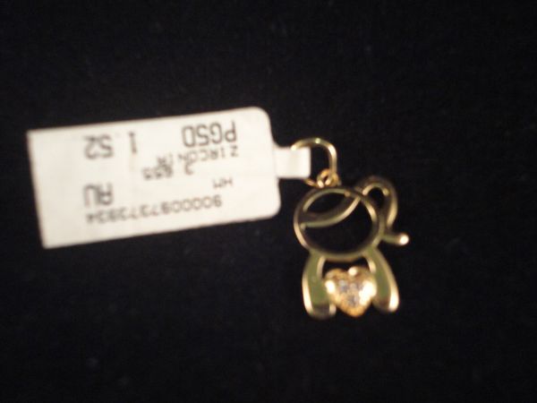 Pingente menina ouro 18k