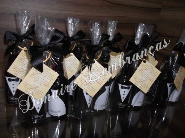 Kit Par de Mini Vinhos Personalizados com Tags