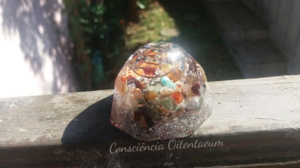 81013 - Orgonite Pedras M