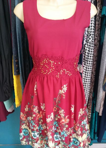 Vestido floral Vermelho Festa