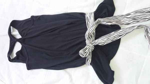 Blusa Preta com cinto G