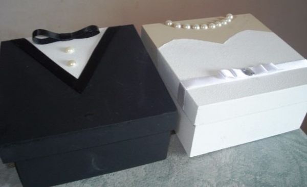 Caixinha de MDF decorada - Noiva/Noivo