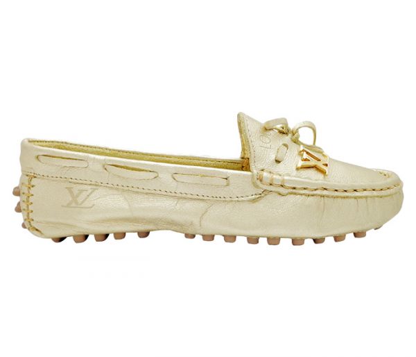 Mocassim Feminino Louis Vuitton Couro Dourado