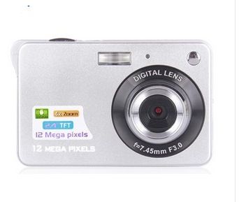 Câmera Digital  OEM 12 MP com 2,4 Polegadas e Alto Foco.