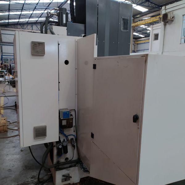 Fresadora CNC SUNLIKE F-1000 Usada