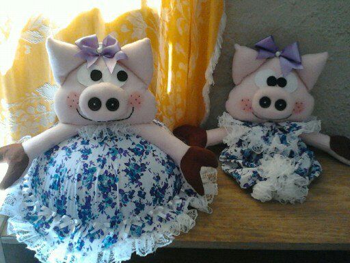 Conjunto Porquinhas Cobre bolo, e puxa saco