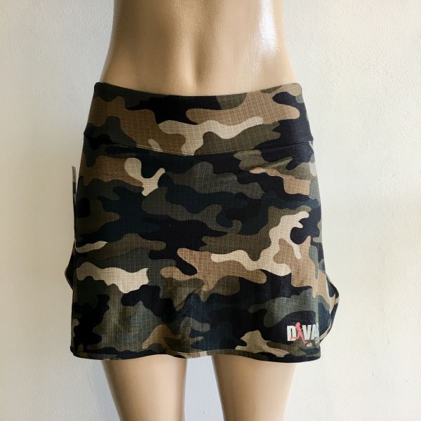 Short Saia Poliamida camuflada